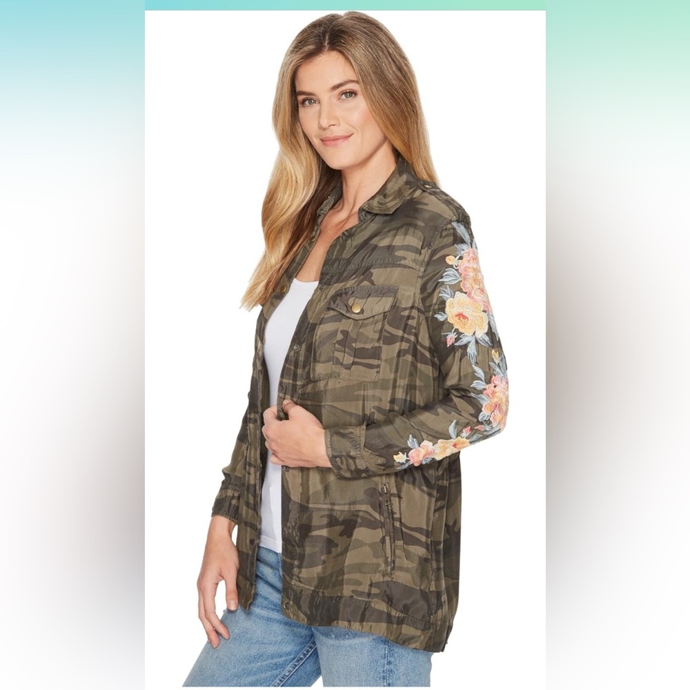 Johnny Was Olive Green Camouflage Embroidered Floral Utility Jacket